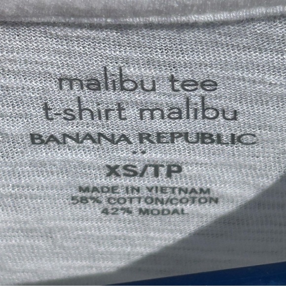Malibu Tee by Banana Republic White Tee with Eyelet Design on Short Sleeves - Picture 4 of 7